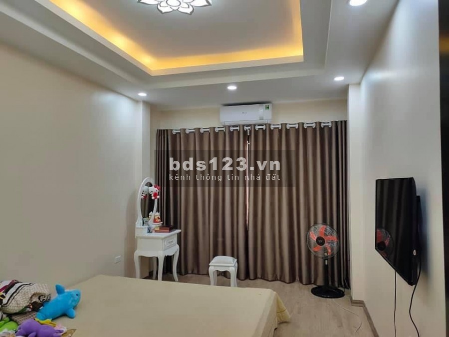 Siêu phẩm nhà đẹp Nguyễn Cao 50m2, 4 tầng, oto đỗ cách 60m, tặng nội thất xịn