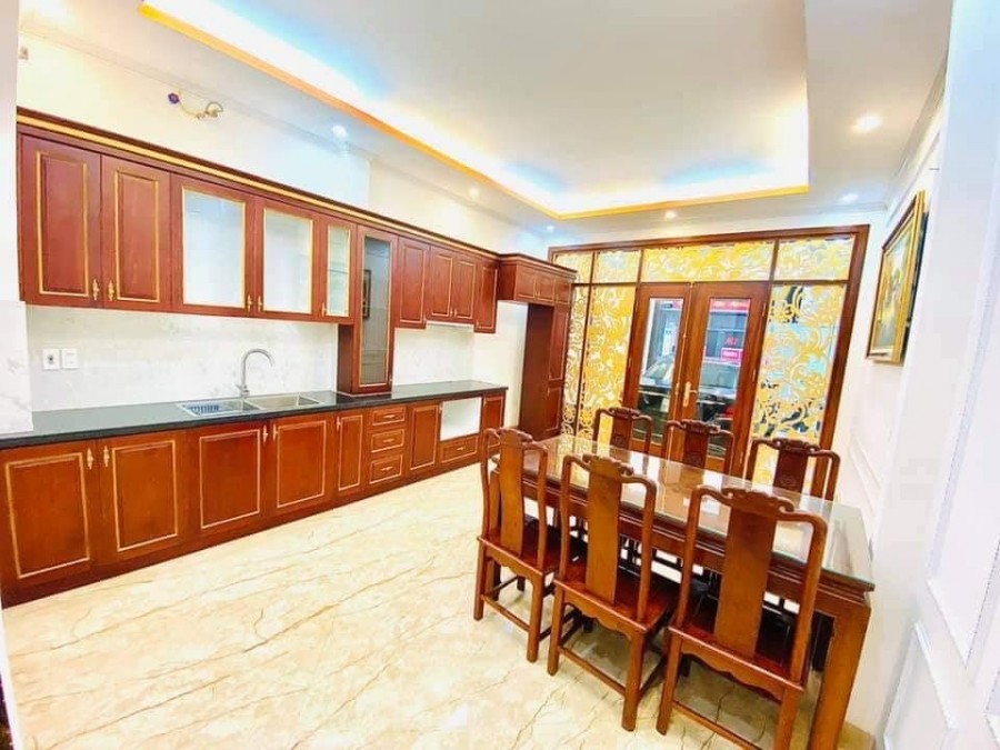 Dịch cần bán gấp mặt ngõ Đặng Thùy Trâm ô tô tránh kinh doanh