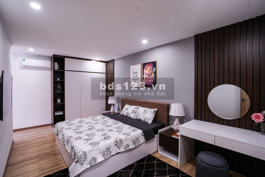Bán căn 2 ngủ 2vs giá chỉ 2 tỷ rẻ nhất quận Tây Hồ, nội thất cơ bản, HTLS 18 tháng. LH 0923166768