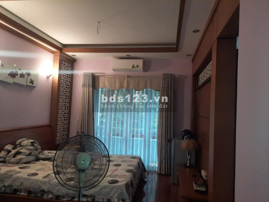 Bán nhà Kim Đồng, Hoàng Mai ô tô, view hồ, kinh doanh 100m2x4T, Mt7m, nhỉnh 11 tỷ