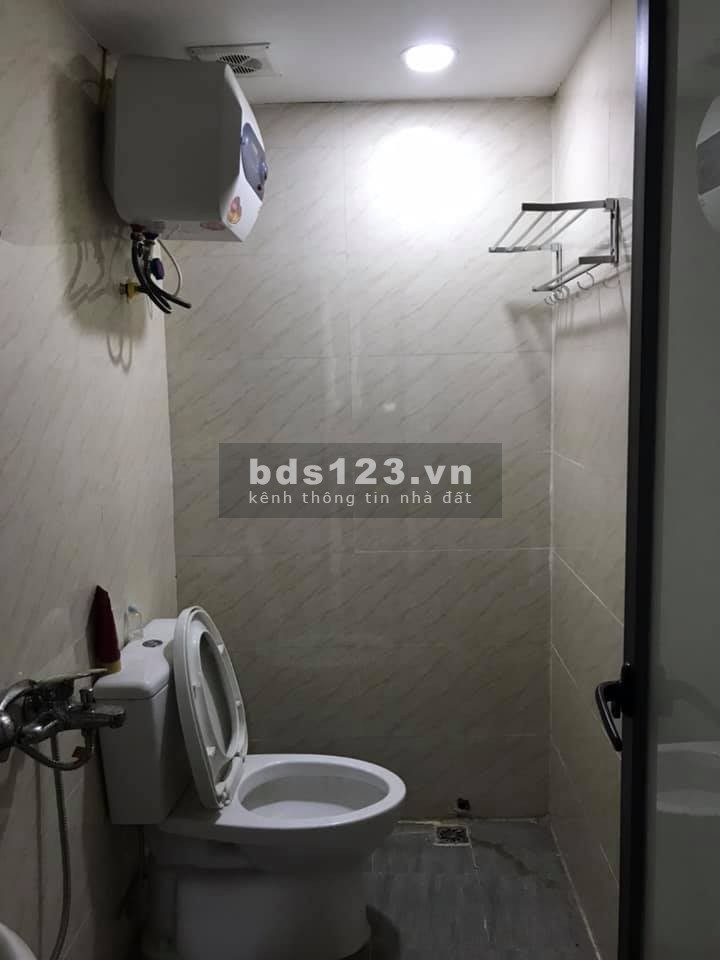 Quận Hoàng Mai nhỉnh 3 tỷ, vị trí. đẹp, vị trí đẹp, ô tô đổ cửa, ngõ thông, kinh doanh tốt, mt 5.8m
