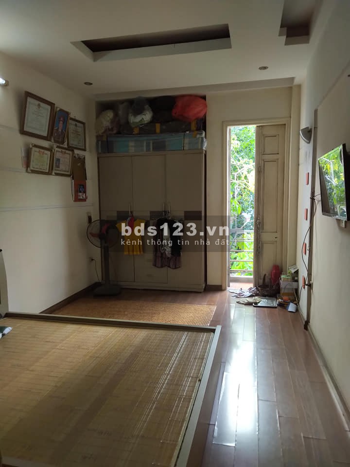 Bán nhà giá rẻ Vĩnh Hưng. 37m2x 5 tầng, giá 2.77 tỷ. Có TL