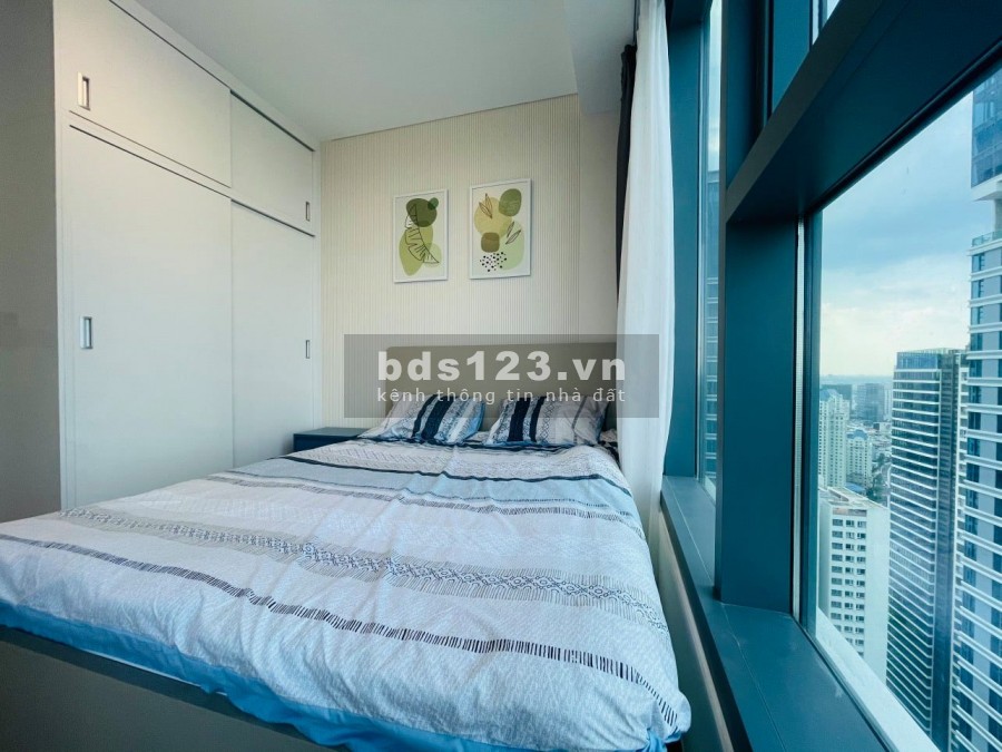 Căn hộ 2PN full nội thất Sunwah Pearl cho thuê giá chỉ 24 triệu, view sân vườn