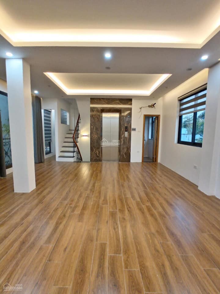 Nhà siêu đẹp, phố Lò Đúc 45m2x7T, mt 8m, nhỉnh 9 tỷ, thang máy, nội thất ngoại nhập, ở ngay