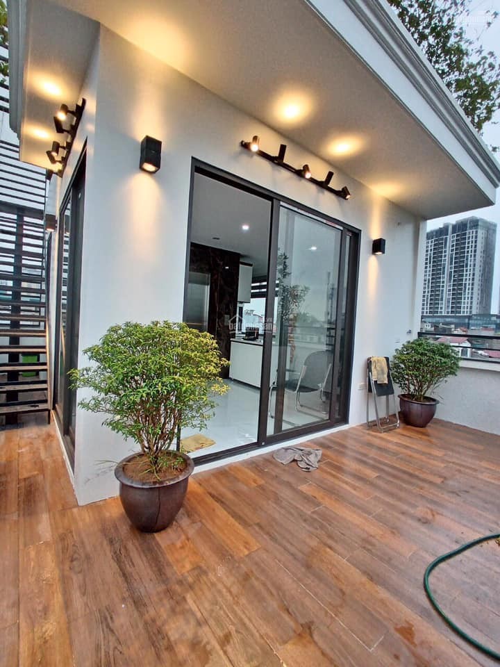 Nhà siêu đẹp, phố Lò Đúc 45m2x7T, mt 8m, nhỉnh 9 tỷ, thang máy, nội thất ngoại nhập, ở ngay