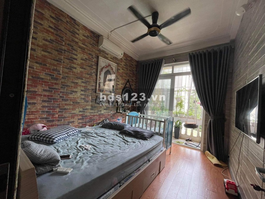 Nhà riêng Định Công tự xây, gần phố, 46m2 giá 3.65 tỷ