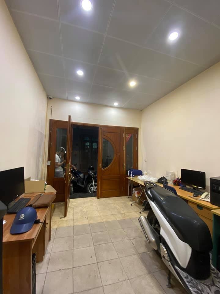 Bán nhà Kim Ngưu, ô tô tránh, kinh doanh ngày đêm, dy 35m2, 4 tầng, mt 3.5m, giá 5.4 tỷ
