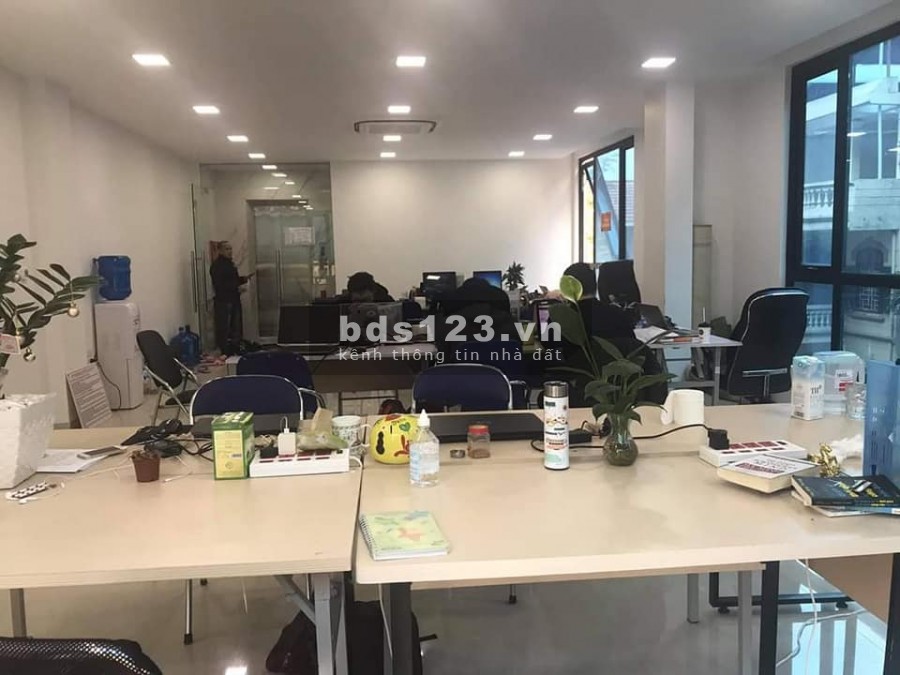 80m2 Cầu Giấy lô góc Vip 2 mặt ô tô tránh, kinh doanh 6 tầng, 1 hầm