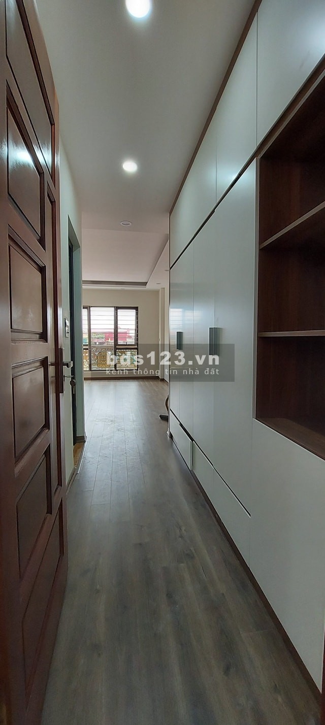 Hoàng Đạo Thành 45m/6 tầng Thang Máy Ô TÔ-Kinh Doanh chỉ 7.4 tỷ