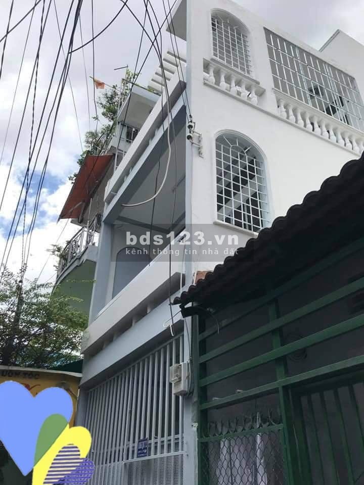 Bán nhà Cách Mạng Tháng Tám chính chủ, 3 tầng, hẻm lớn, giá 4.6 tỷ