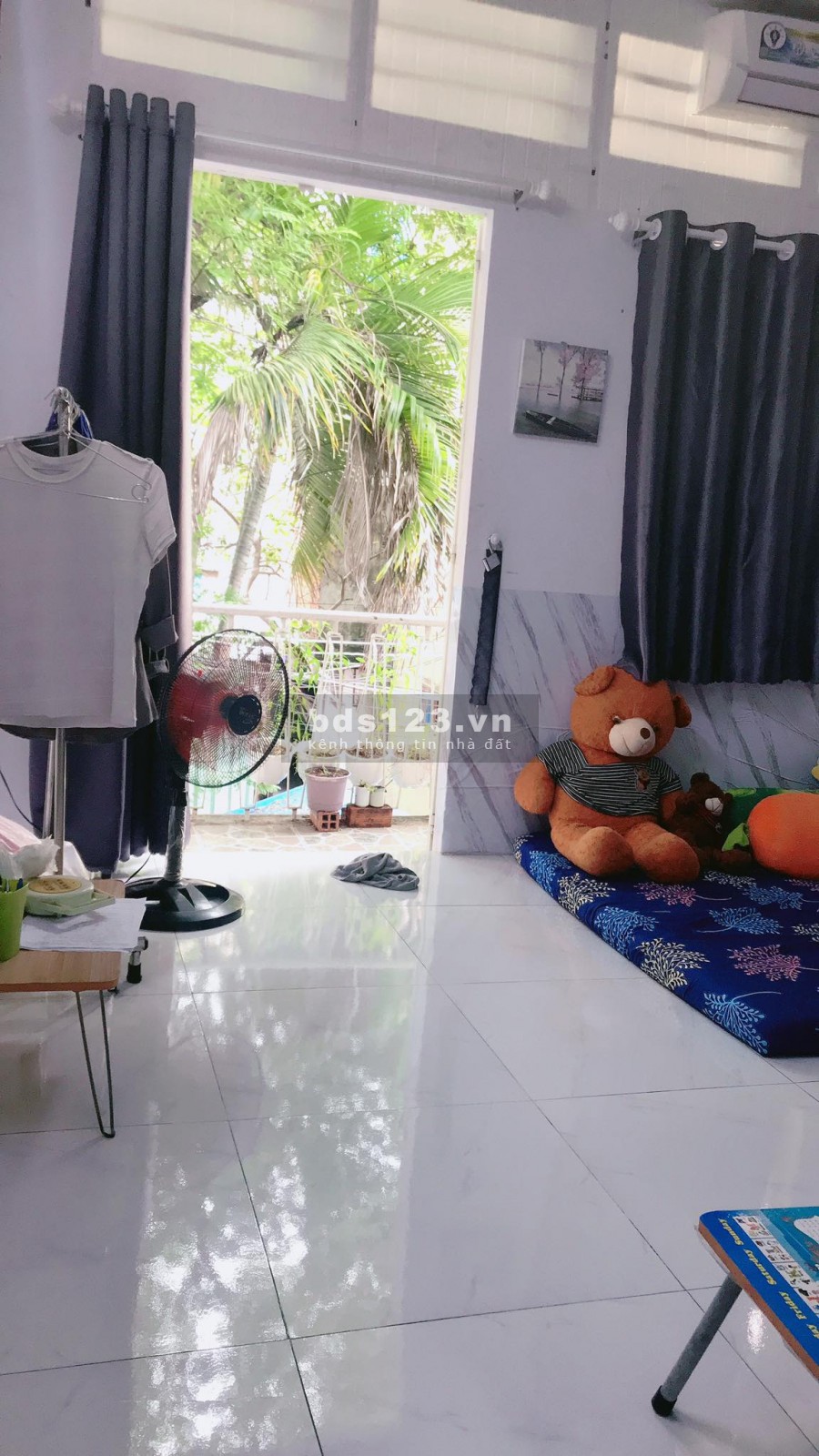Cần bán gấp nhà hxh Tân Quý, Quận Tân Phú, 2 tầng đúc mới, giá chỉ 3.1 tỷ