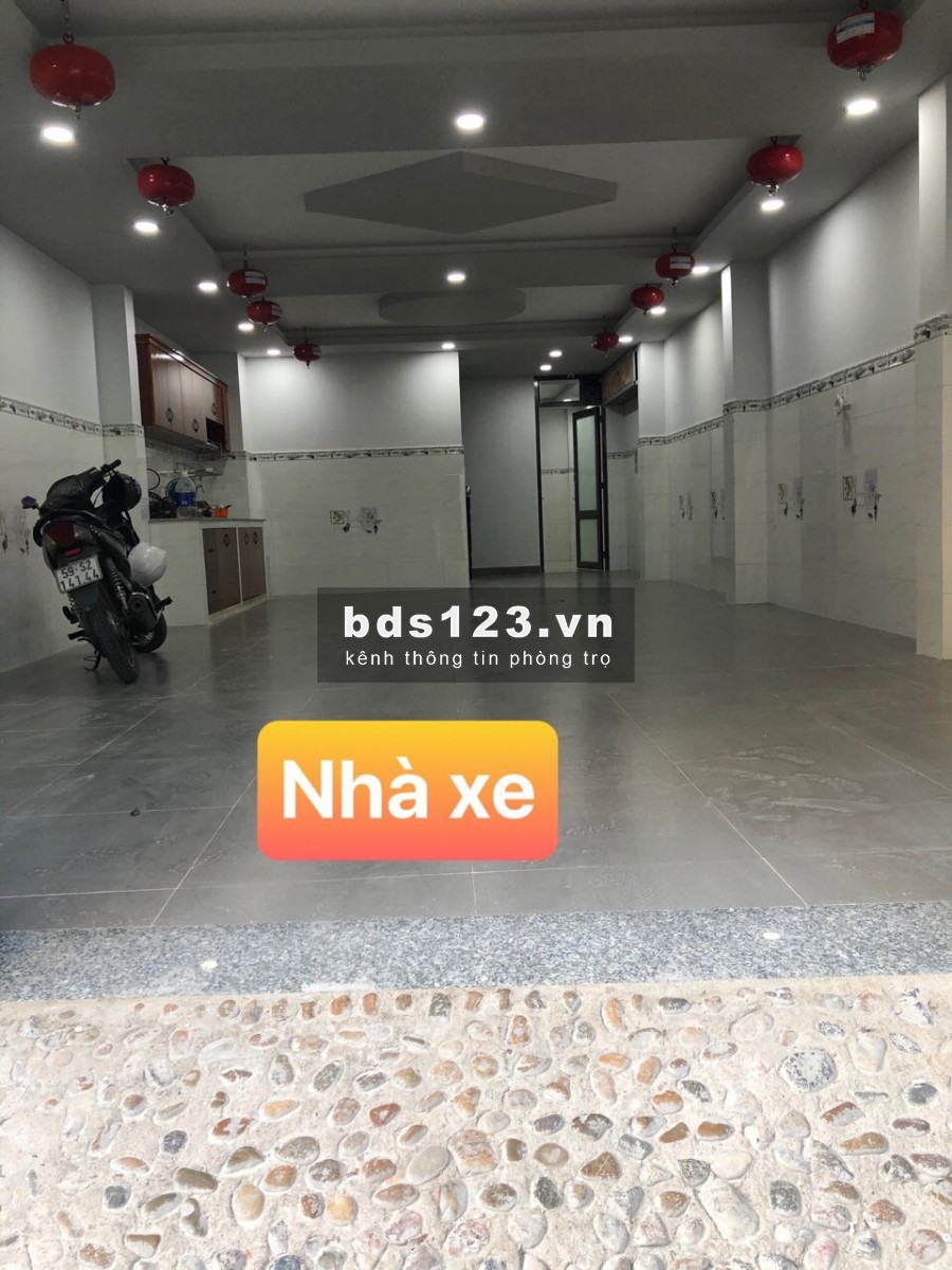Phòng trọ hường ban công cho thuê tại Bình Thạnh, giá rẻ