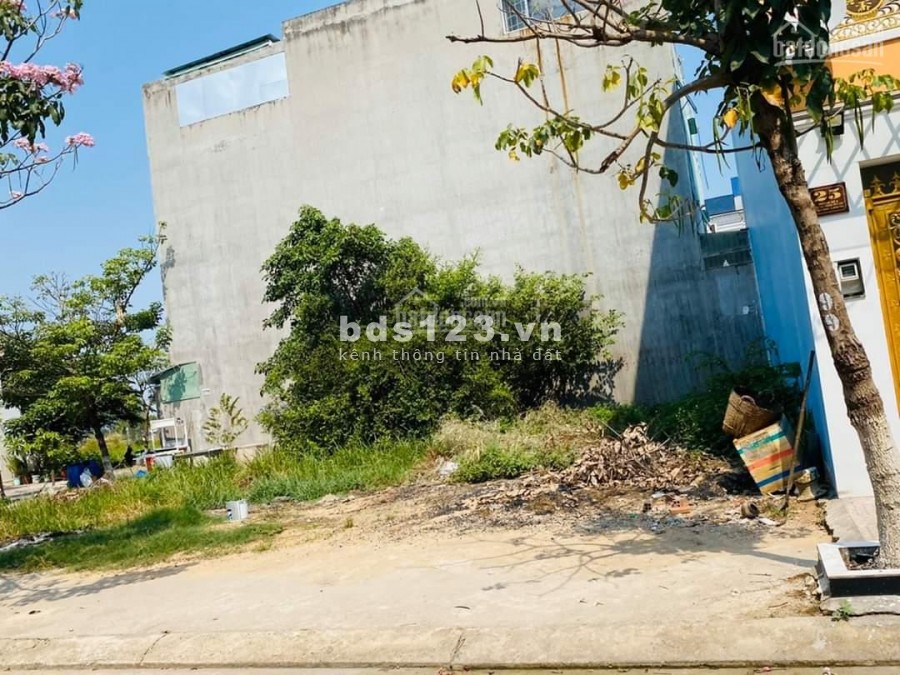 Cần tiền Bán nhanh lô đất thổ cư 125m2 ở, Long An có sổ riêng, giá 900 triệu