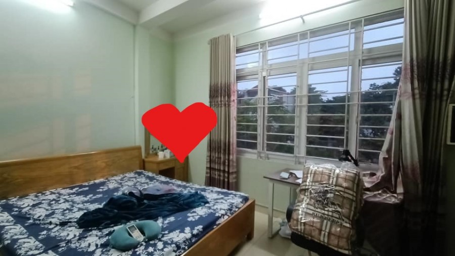 Mặt phố đống đa, dt 35M2, 4 tầng, mặt tiền rộng, 6.7 tỷ, ô tô tránh, đỗ cửa kinh doanh đỉnh