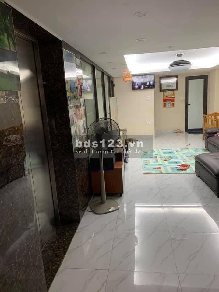 Nhà mới ô tô vào nhà, ngõ 43 Trung Kính dt 80m2 7 tầng mt 5.6m giá 12 tỷ