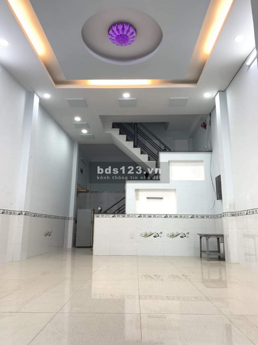 Bán nhà đường Thống Nhất Phường 16 dt 54M2( 4.7M x 12.5M). Hẻm ba gác giá 3.7 tỷ