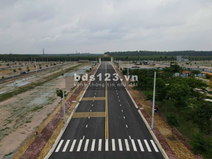Bán đất KDC The Sun Bàu Bàng, Bình Dương, dr 80m2 /880tr
