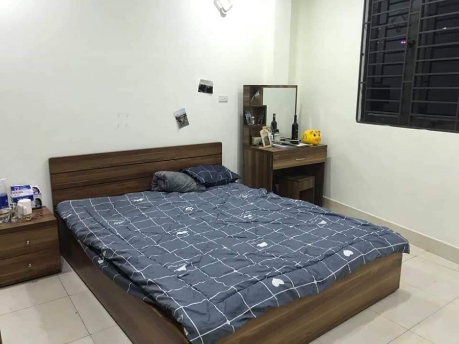 Nhà phố Mỹ Đình, siêu kinh doanh 45m2 nhỉnh 6 tỷ lô góc ô tô tránh.