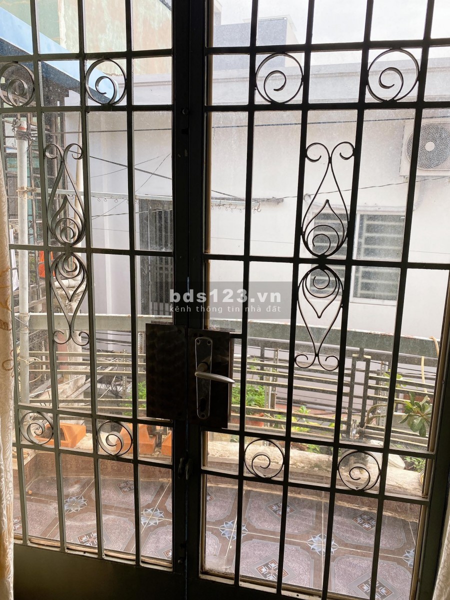 Bán nhà đường Thống Nhất Phường 16 dt 54M2( 4.7M x 12.5M). Hẻm ba gác giá 3.7 tỷ