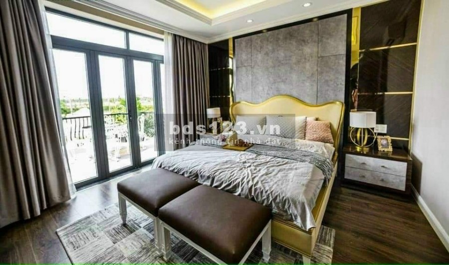 Biệt thự giữa lòng sân Golf 125Ha, giá 3.3 tỷ, trả góp không lãi suất