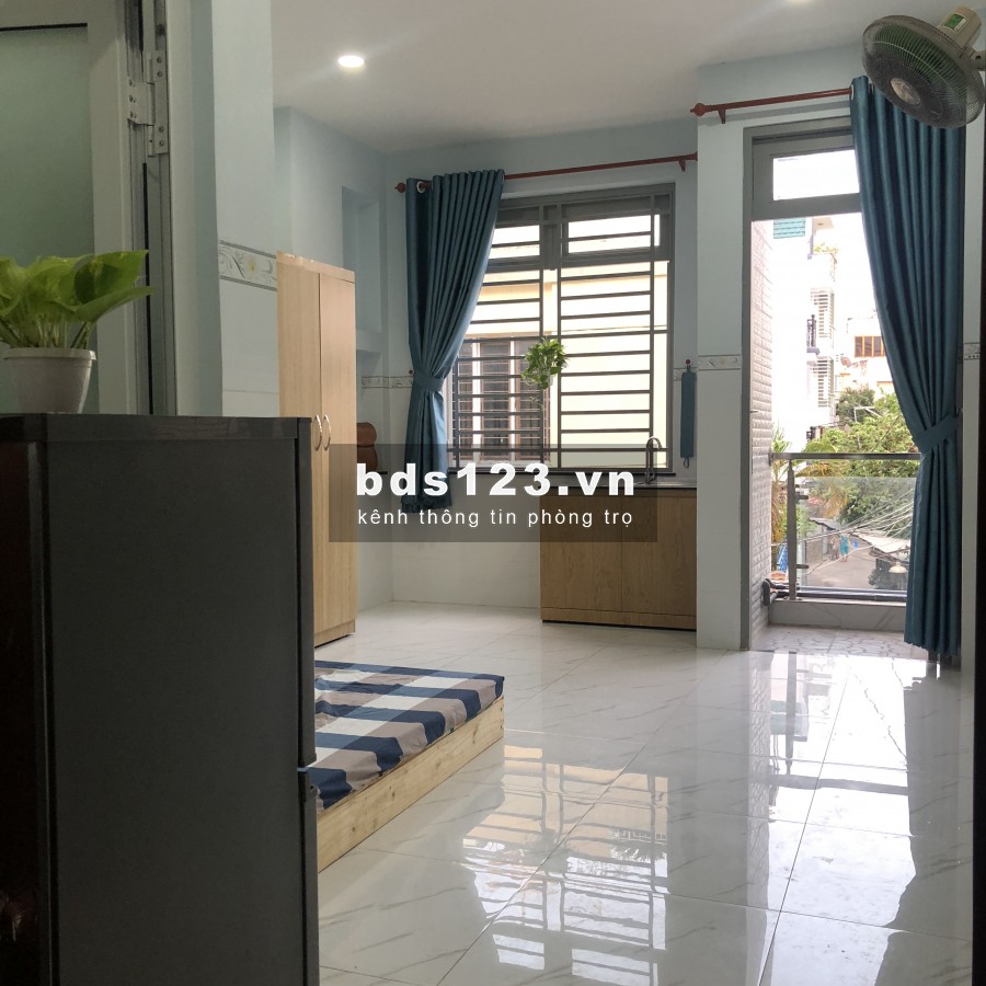 Phòng trọ hường ban công cho thuê tại Bình Thạnh, giá rẻ