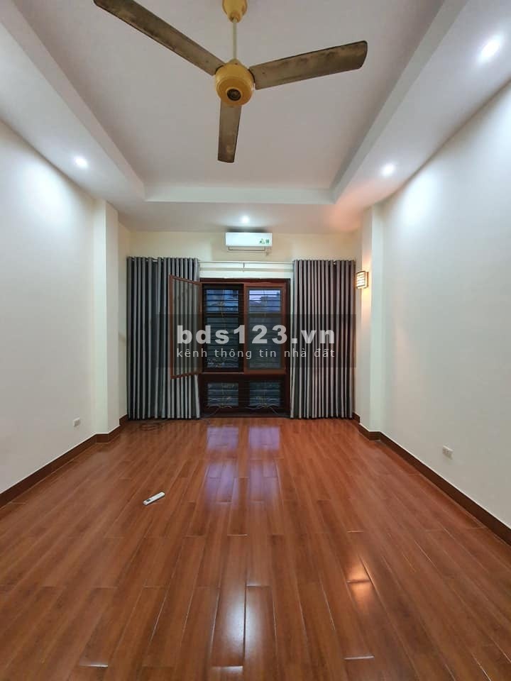 Nhà đẹp Tây Sơn, Đống Đa, view hồ, ô tô vào nhà, kinh doanh sầm uất, ba bước ra phố