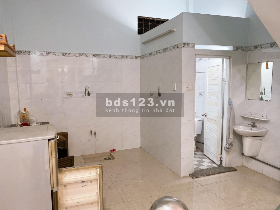 Bán nhà đường Thống Nhất Phường 16 dt 54M2( 4.7M x 12.5M). Hẻm ba gác giá 3.7 tỷ