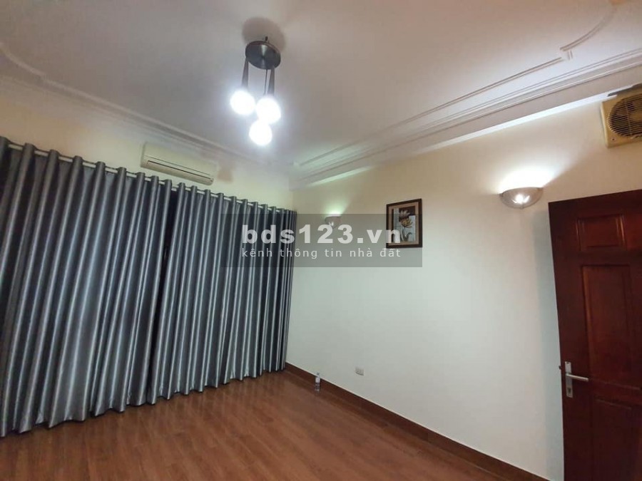 Nhà đẹp Tây Sơn, Đống Đa, view hồ, ô tô vào nhà, kinh doanh sầm uất, ba bước ra phố