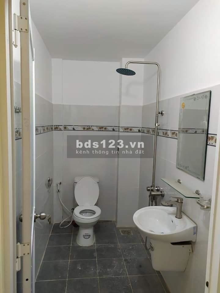 Nhà chính chủ 1 sẹc DT 50m2 Ngay Cầu Vượt Tỉnh Lộ 10, Bình Tân giá 1,55 tỷ, thương lượng