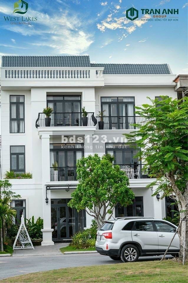 Biệt thự giữa lòng sân Golf 125Ha, giá 3.3 tỷ, trả góp không lãi suất