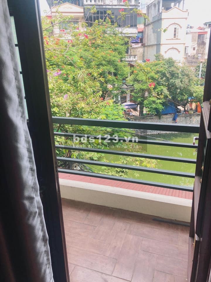 Nhà đẹp Tây Sơn, Đống Đa, view hồ, ô tô vào nhà, kinh doanh sầm uất, ba bước ra phố