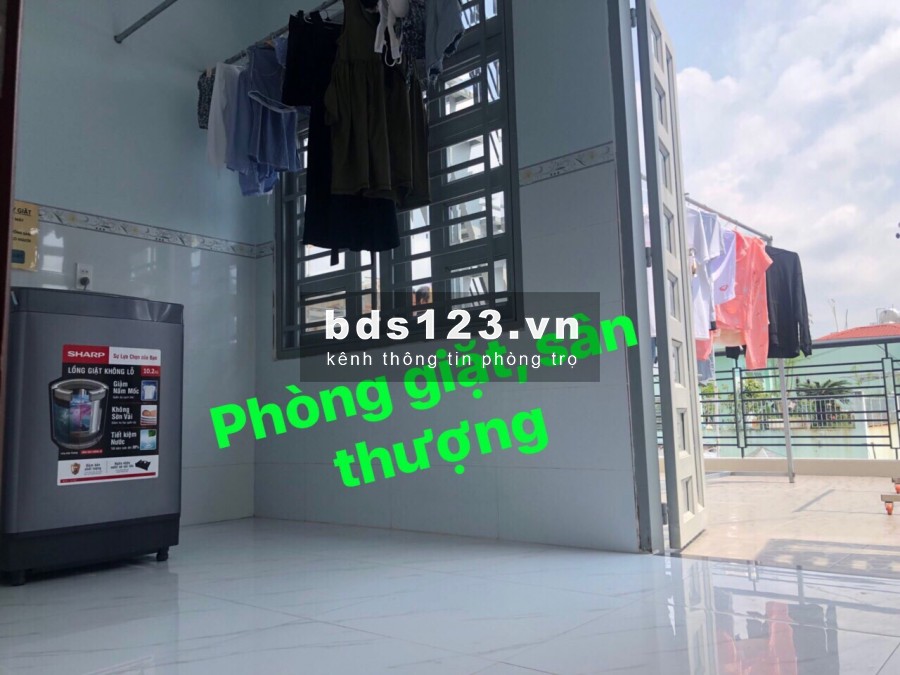 Phòng trọ hường ban công cho thuê tại Bình Thạnh, giá rẻ