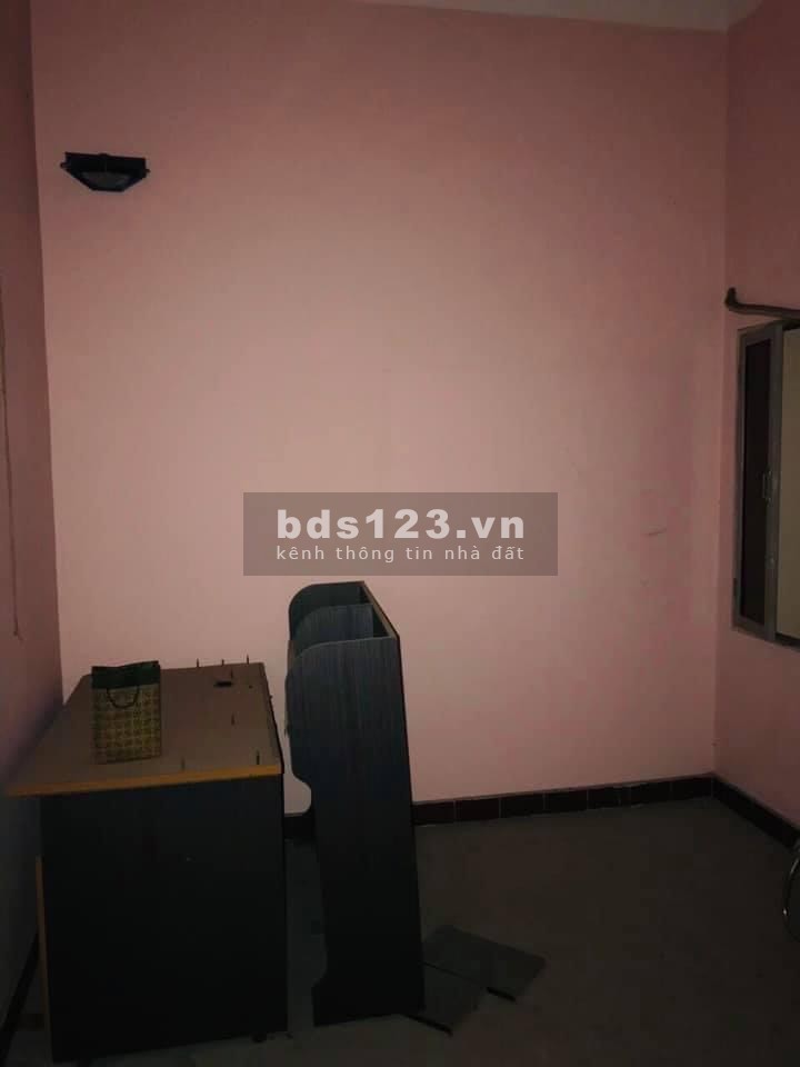 Cần tiền bán gấp nhà Nguyễn Ngọc Nại, DT 80mx4 tầng, mt 6m, giá 9 tỉ có thương lượng