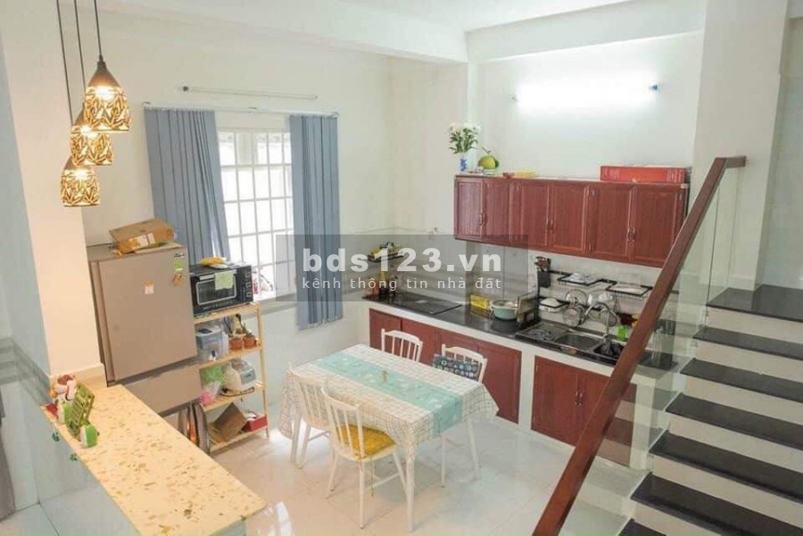 DT lớn TC nhỏ Lạc Long Quân Q.TB DTSD 63m2 giá chỉ 4 tỷ 7