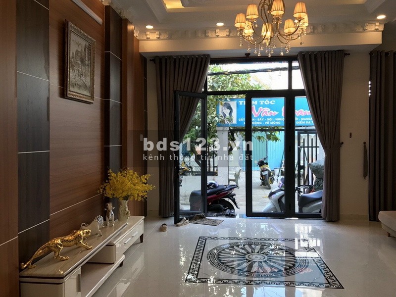 Bán nhà 1 lầu mới đẹp hẻm xe hơi 1113 Huỳnh Tấn Phát F. Phú Thuận Quận 7