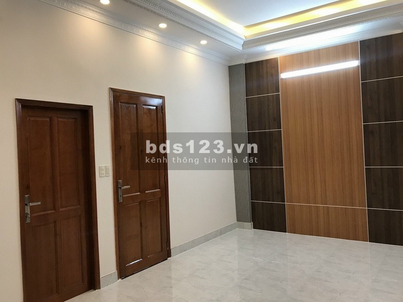Bán nhà 1 lầu mới đẹp hẻm xe hơi 1113 Huỳnh Tấn Phát F. Phú Thuận Quận 7