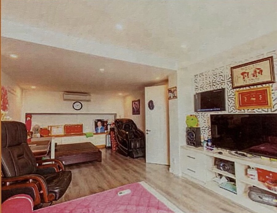 Gà Đẻ Trứng Vàng đường Hồ Biểu Chánh khu VIP nhất Q.PN, gía tốt