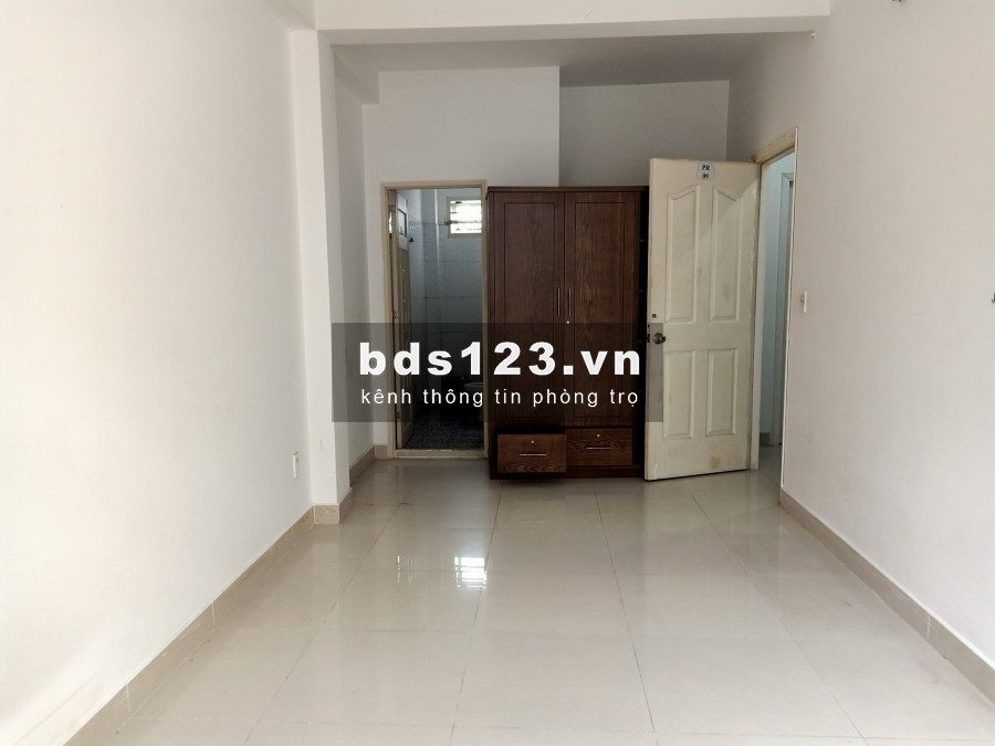 Phòng trọ đẹp giá rẻ có máy lạnh ở đường Bạch Đằng quận Tân Bình