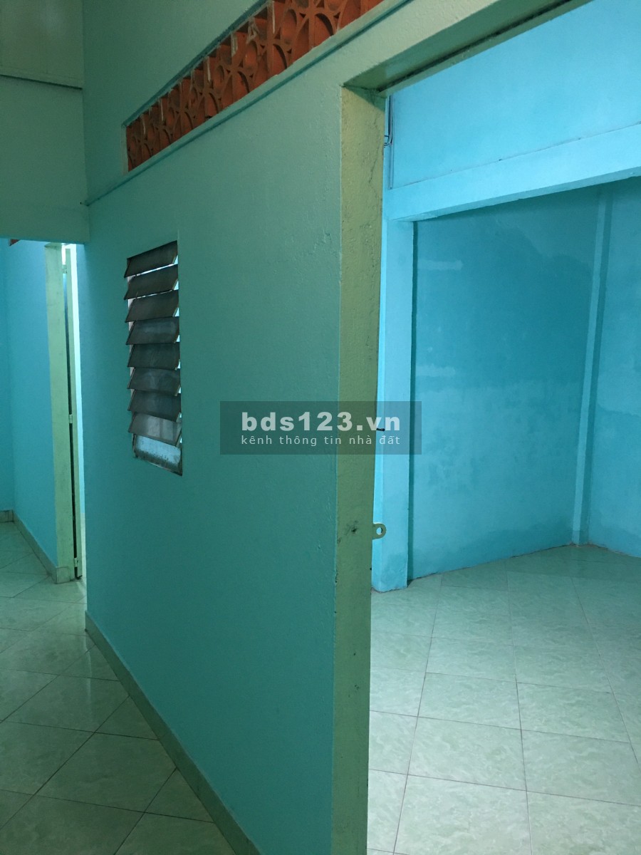 Nhà rộng 80m2 Đs10 ngay lẫu dê Đồng Hương 2PN