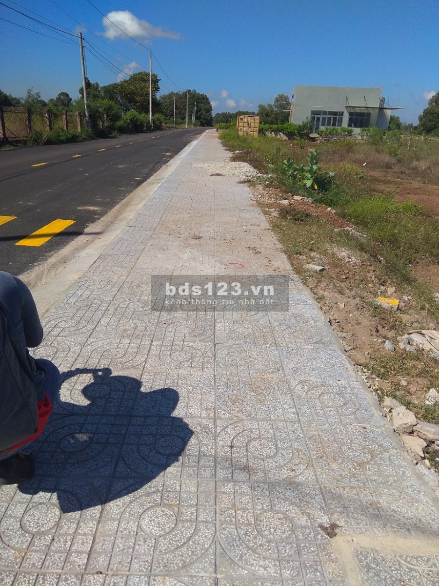 Đất Hồ Tràm cách biển 2.5km. DT 124m2, TC 100m2, SHR. Giá tốt đầu tư 1,6 tỷ