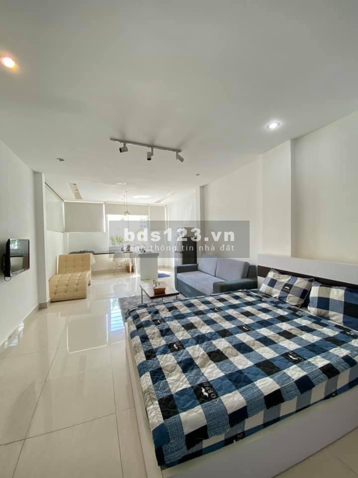 Định cư bán Gấp tòa nhà 5 tầng kiên cố tại Hẻm Vip rộng 14m ngay CV Lê Thị Riêng
