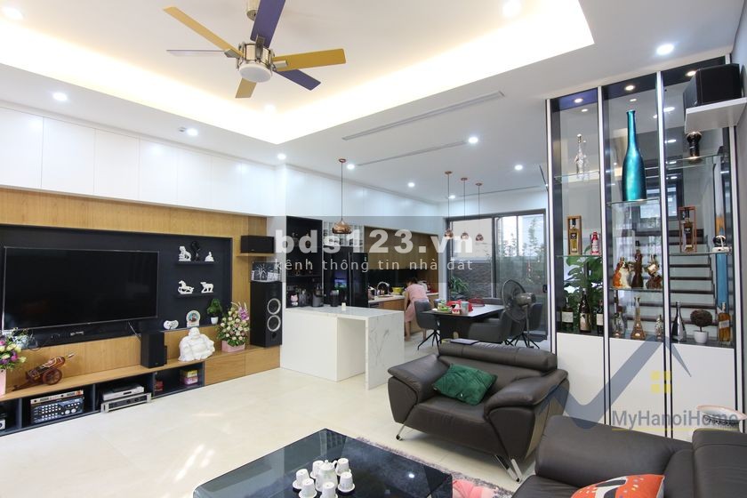 Chính chủ bán gấp nhà mặt tiền đường Cư Xá Bắc Hải 4.2x12m, Phường 15, Quận 10.