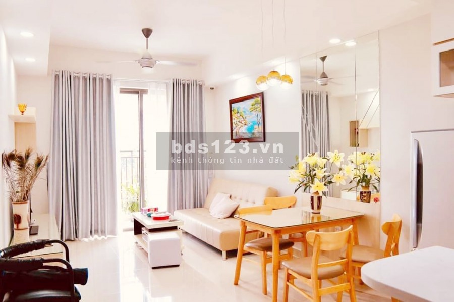 Cho thuê căn hộ Botanica Premier 2PN tầng cao full nội thất, giá tốt chỉ 15tr/th. LH: 0941.7979.16