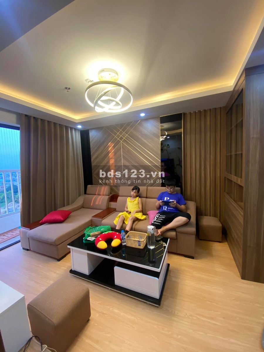Toà Ruby 2 phòng ngủ hoàn thiện nội thất đẹp, lung linh. Lh 0916981524