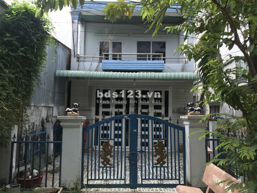 Bán căn nhà xung quanh an ninh tốt, 2 tầng đường Nguyễn Văn Bứa