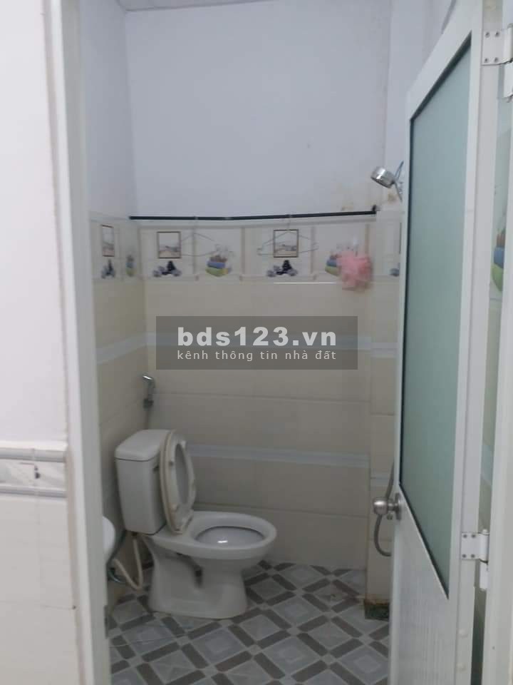 Nhà đường số 35 Hiệp Bình Chánh, dtsd 65m2, nhà cấp 4, giá 6tr5/tháng