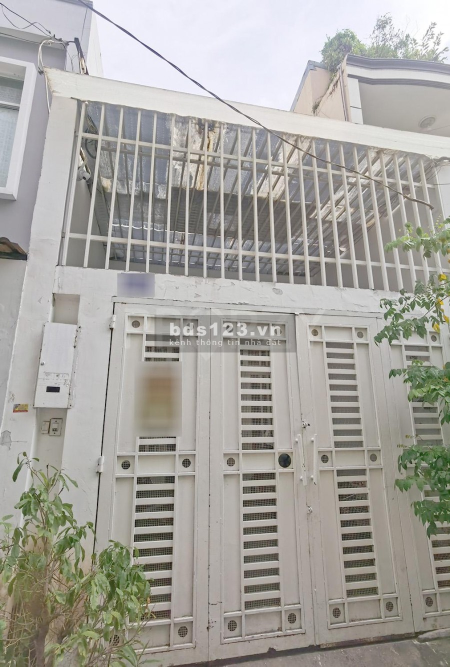 Nhà nguyên căn nở hậu hxh Trường Chinh, phường 13, Tân Bình (4.03x22m), 1 trệt, 1 lửng, 3 pn, 3 wc