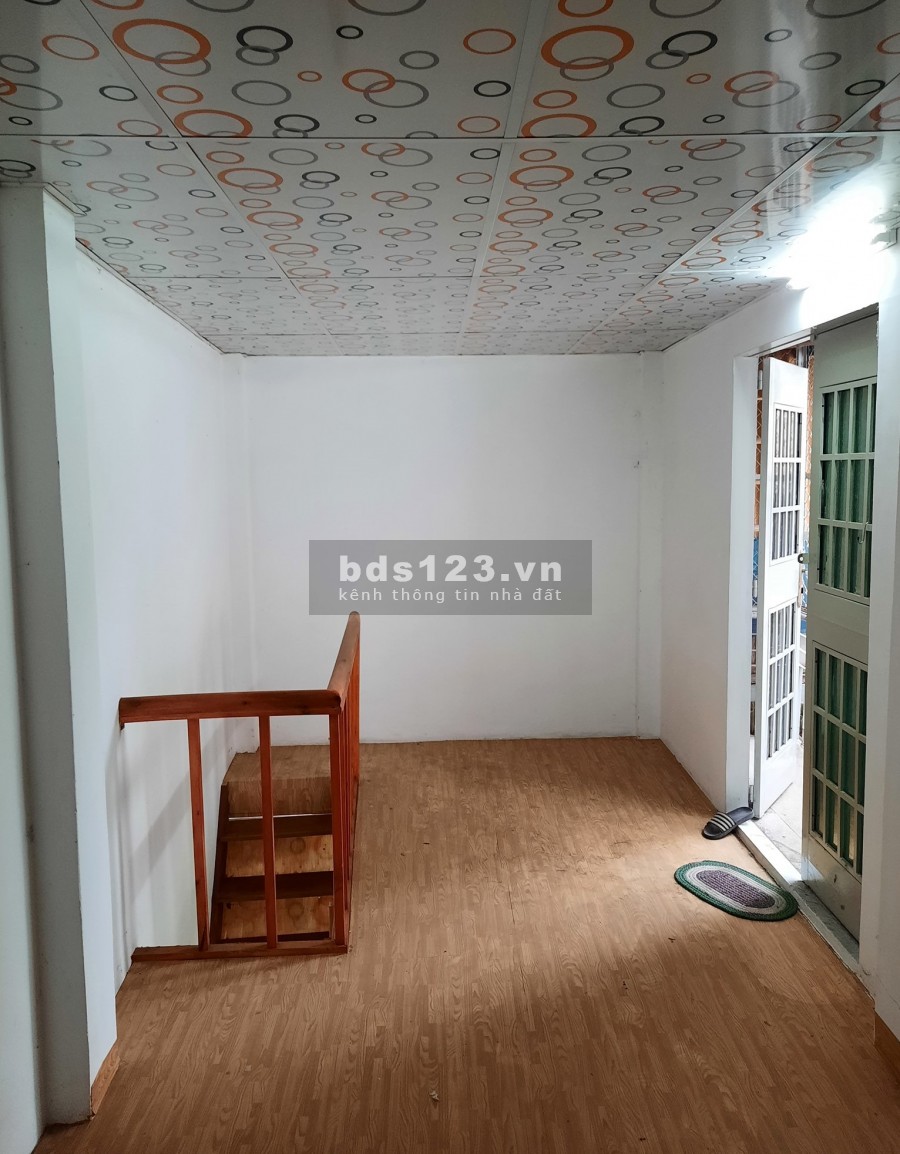 Chỉ 1 tỷ 91 ở được trung tâm Sài Gòn, Lý Thường Kiệt, 17m2, ngang 5,2m
