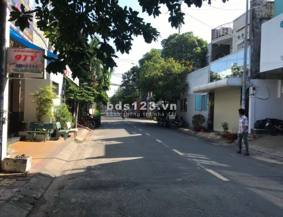 Chỉ 1 tỷ 91 ở được trung tâm Sài Gòn, Lý Thường Kiệt, 17m2, ngang 5,2m