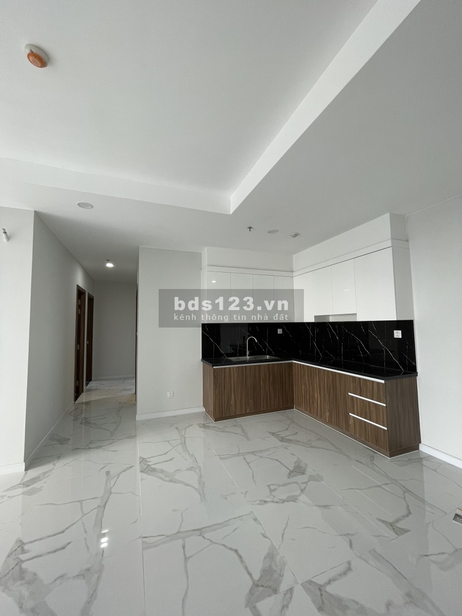 Cho thuê căn hộ chung cư Opal Boulevard,mặt tiền Phạm văn Đồng,TP.Thủ Đức.Căn góc,3 Phòng ngũ,Hướng Đông Nam mát mẻ.